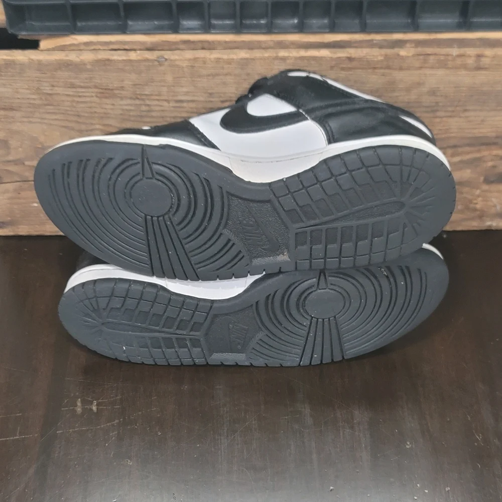 Nike Dunk Low 'Panda' Wmns 6 - Picture 7 of 8